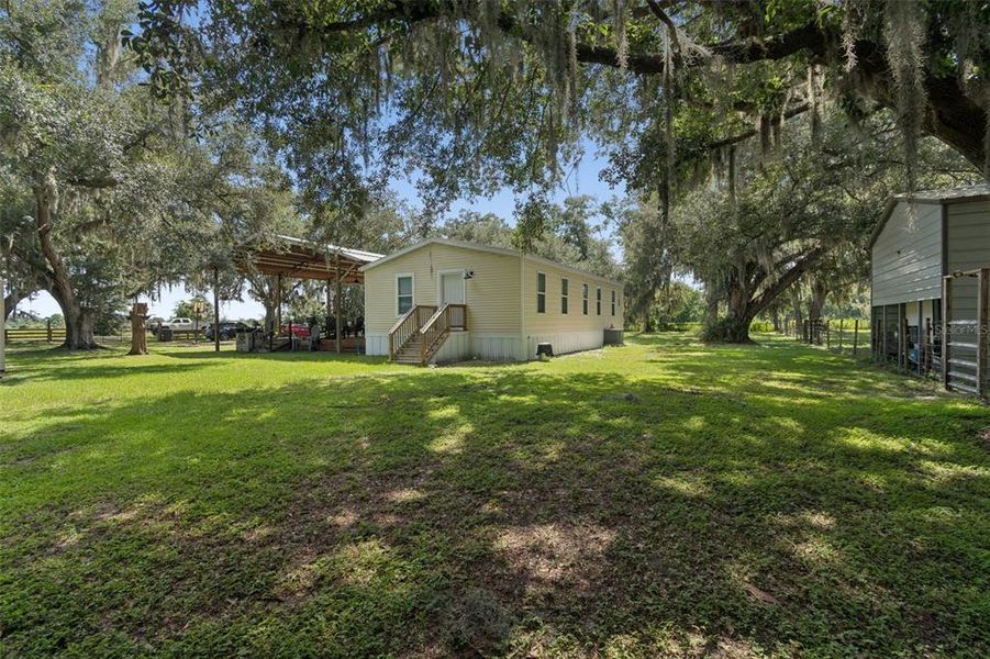 Exterior details and patio area of a home in , Plant City (Image 21). Exterior details and patio area of a home in , Plant City (Image 21).