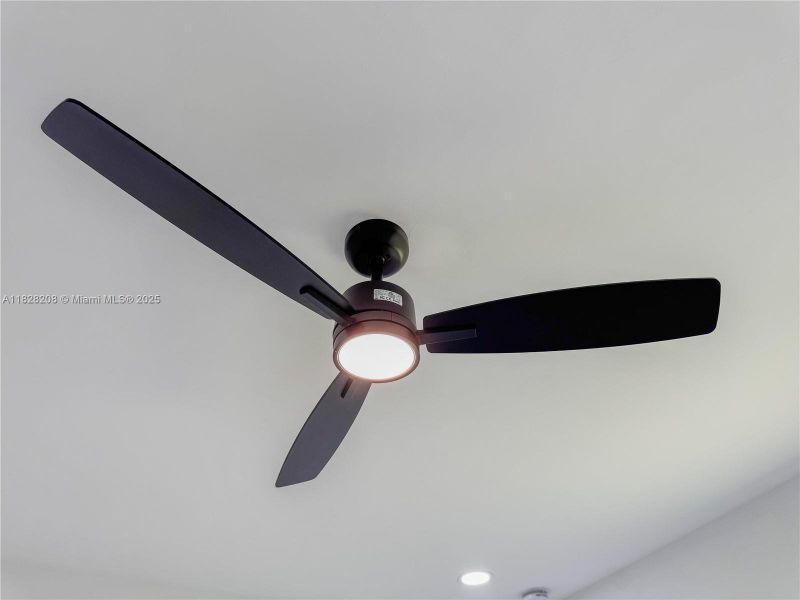 Image 21 of a home in .