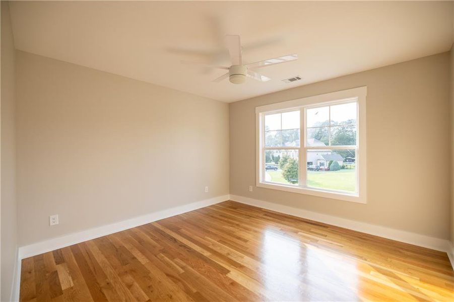 Spacious, unfurnished interior of a new home in , Jefferson (Image 34).