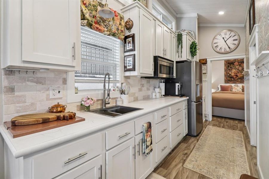 Lots of counter space in this kitchen. Lots of counter space in this kitchen.