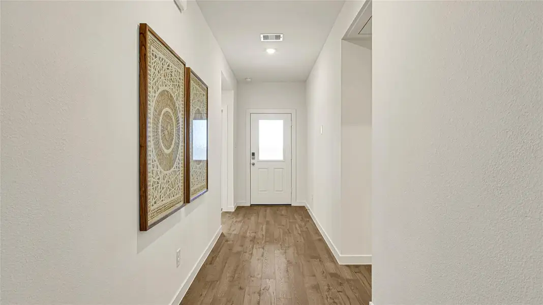 Spacious, unfurnished interior of a new home in August Trails, Needville (Image 21). Spacious, unfurnished interior of a new home in August Trails, Needville (Image 21).