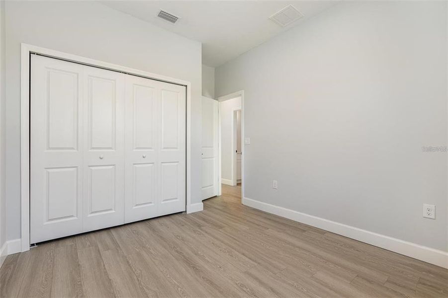 Spacious, unfurnished interior of a new home in , Port Charlotte (Image 19).