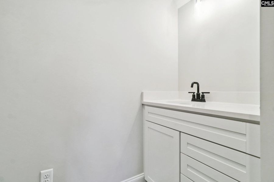 Stock Photo colors and options may be different Stock Photo colors and options may be different