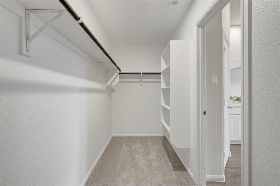 Spacious, unfurnished interior of a new home in Mobberly Farms, Pilot Point (Image 33).