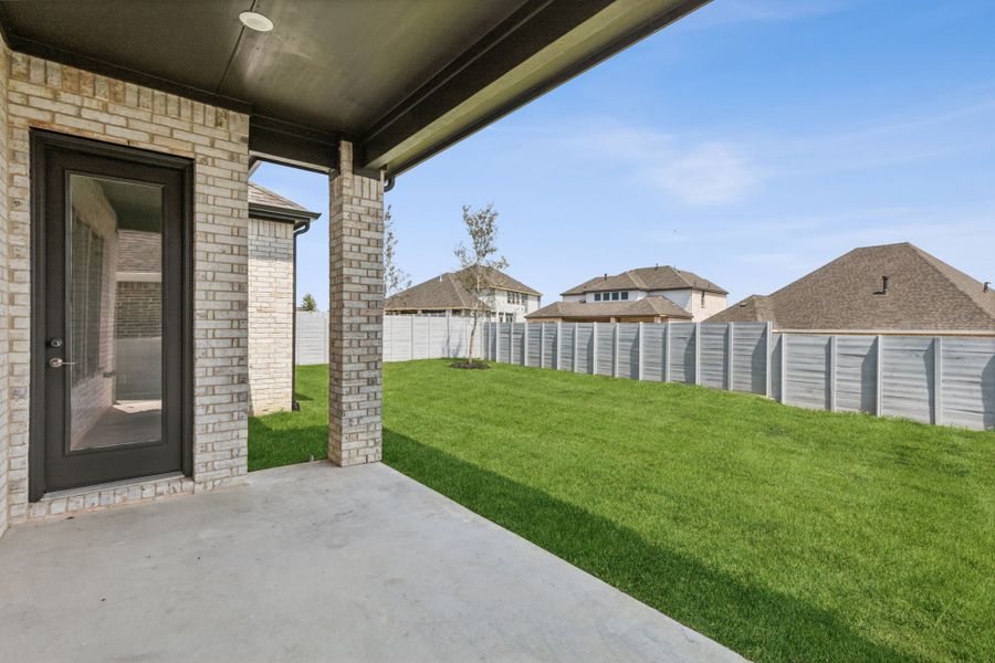 Representative exterior details of a home built from the Acadia by Centre Living Homes in Painted Tree Lakeside, McKinney (Image 4).