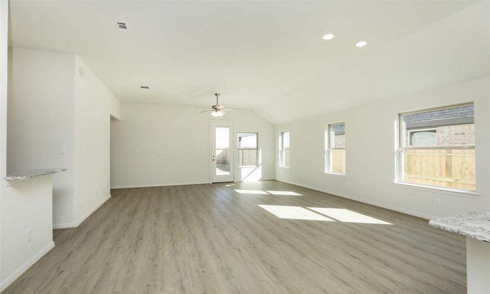 Image 15 of a home in River Ranch. Image 15 of a home in River Ranch.