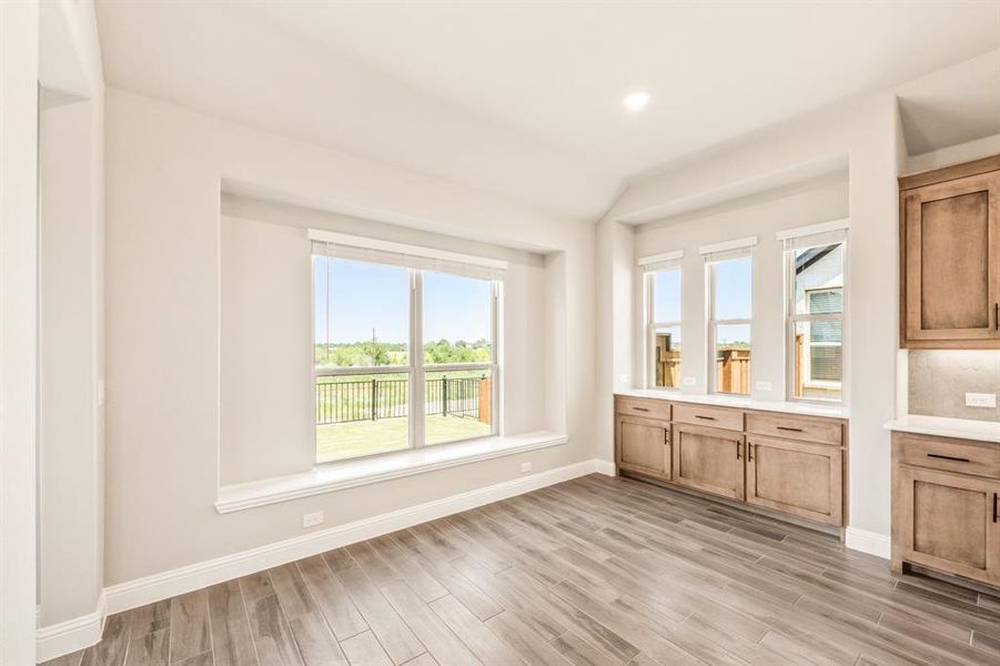 Image 40 of a home in Devonshire Classic 60-65. Image 40 of a home in Devonshire Classic 60-65.