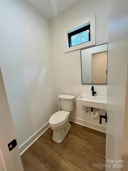 Main Level - 1/2 Bath Main Level - 1/2 Bath