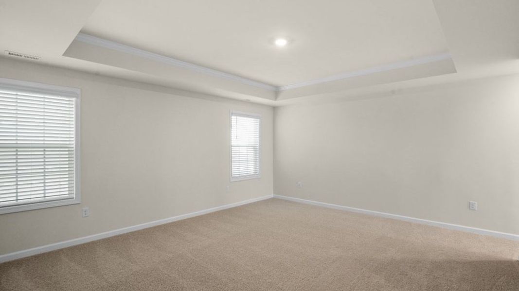 Spacious, unfurnished interior of a new home in Collins Ridge, Hillsborough (Image 29).