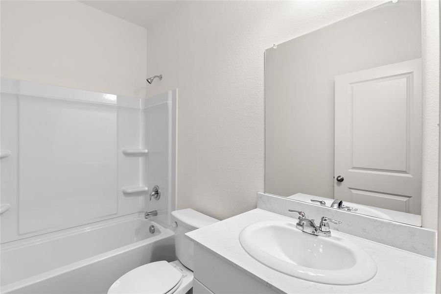 4941 Knob Drive Bathroom