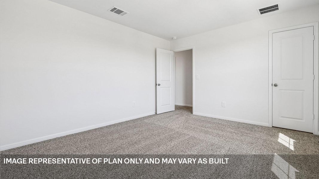 Spacious, unfurnished interior of a new home in Bar W Ranch, Leander (Image 41).