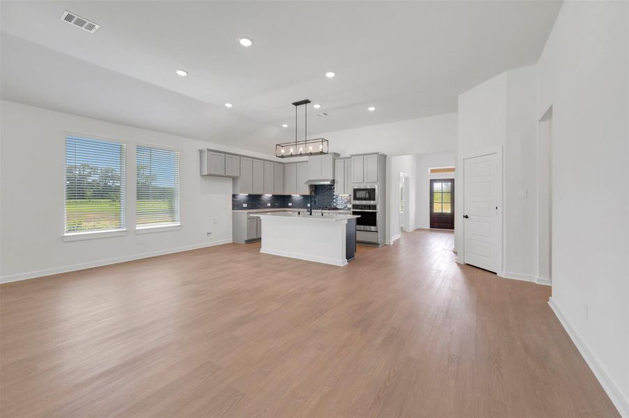 Spacious, unfurnished interior of a new home in Lone Star Landing, Montgomery (Image 34). Spacious, unfurnished interior of a new home in Lone Star Landing, Montgomery (Image 34).
