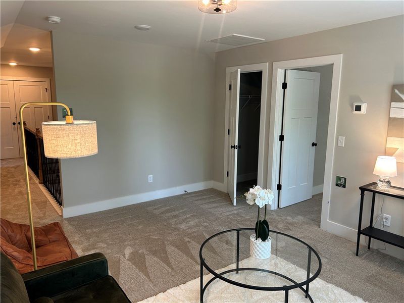 Furnished interior view inside a new home in Edwards Ridge, Central (Image 33).