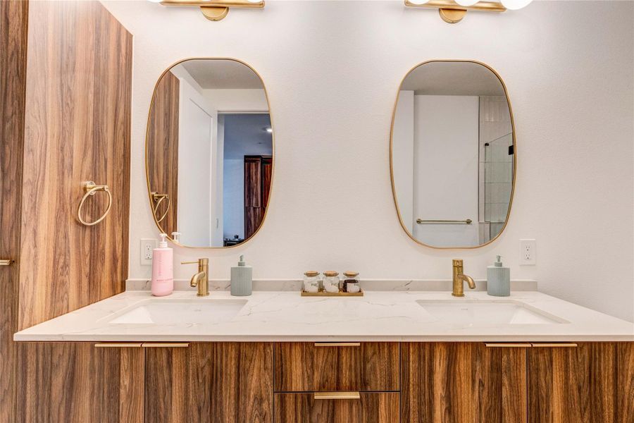 Image 24 of a home in .