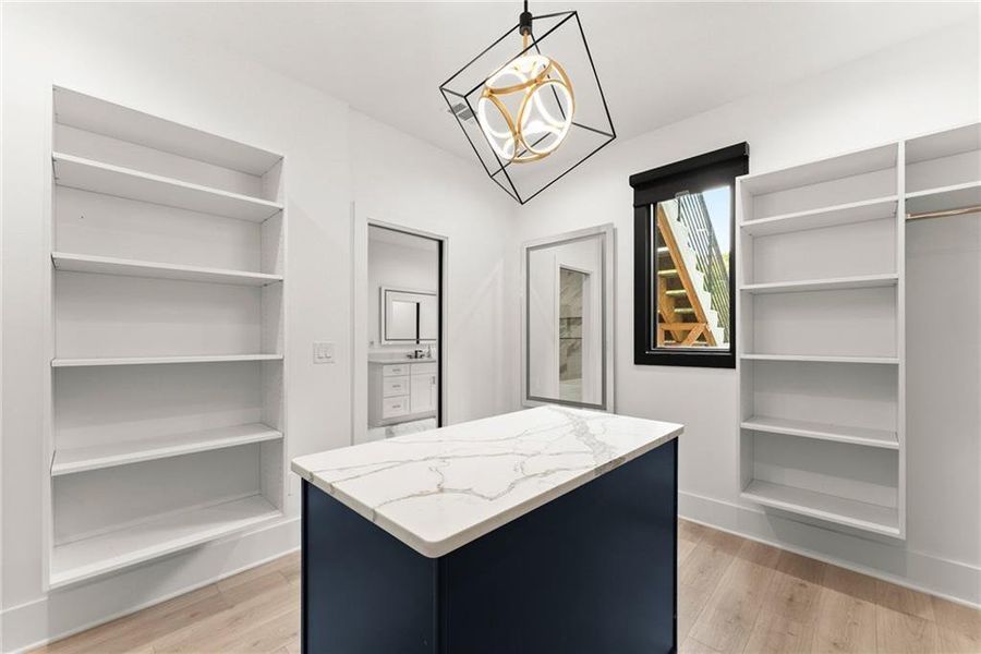 Furnished interior view inside a new home in , Hartwell (Image 51).