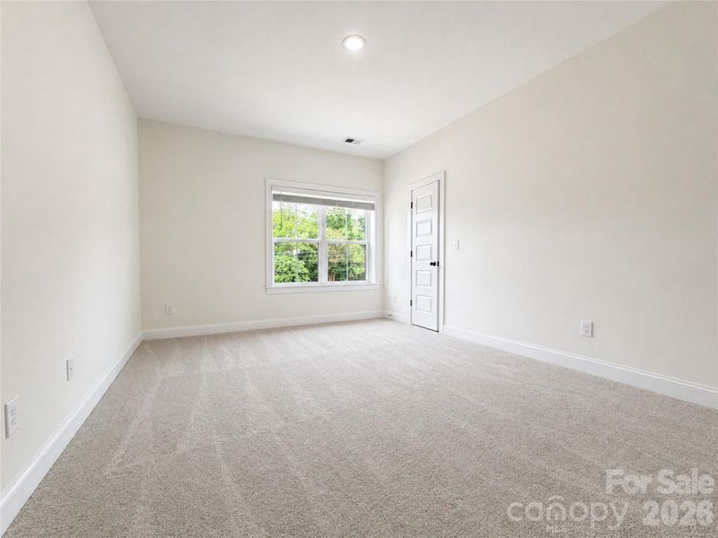 Spacious, unfurnished interior of a new home in , Charlotte (Image 20).