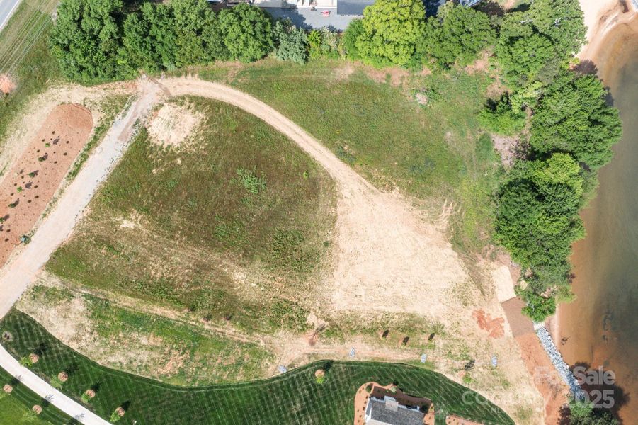 Image 6 of a home in .