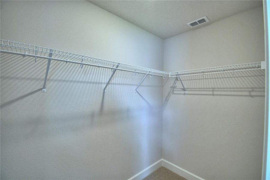 Spacious, unfurnished interior of a new home in Lake Juliana Estates, Auburndale (Image 37).