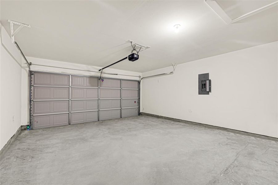 *Images and 3D tour are for illustration only and options may vary from home as built.
