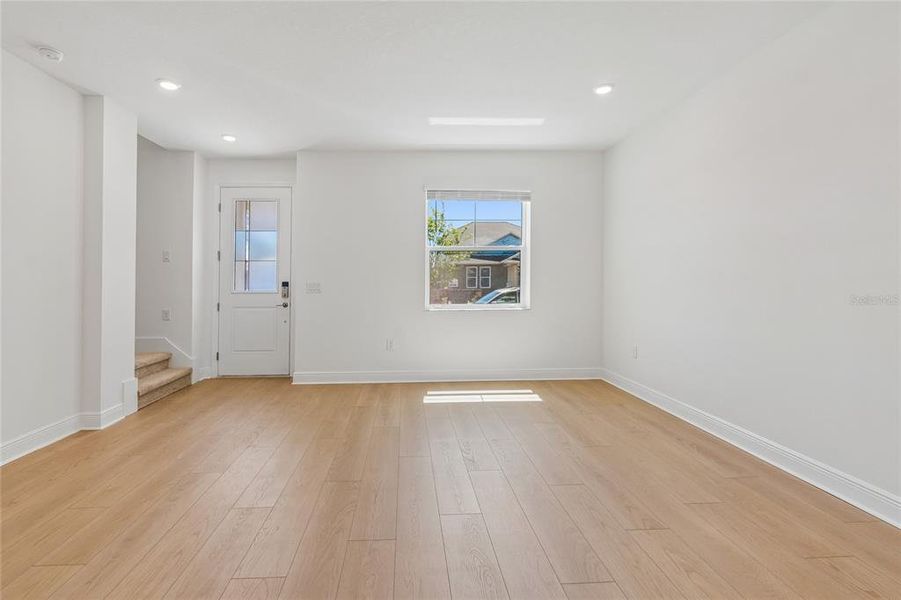 Spacious, unfurnished interior of a new home in SeaFlower, Bradenton (Image 18).