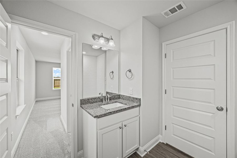 Image 12 of a home in Grand Oaks Reserve. Image 12 of a home in Grand Oaks Reserve.