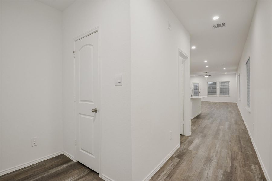 Spacious, unfurnished interior of a new home in River Ranch Meadows, Dayton (Image 25). Spacious, unfurnished interior of a new home in River Ranch Meadows, Dayton (Image 25).