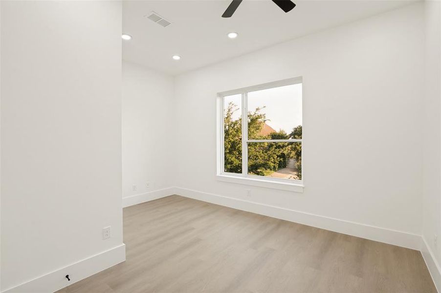 Spacious, unfurnished interior of a new home in , Frisco (Image 32).