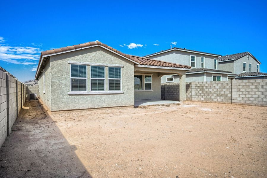 1,556sf New Home in San Tan Valley, AZ.  - Slide 32