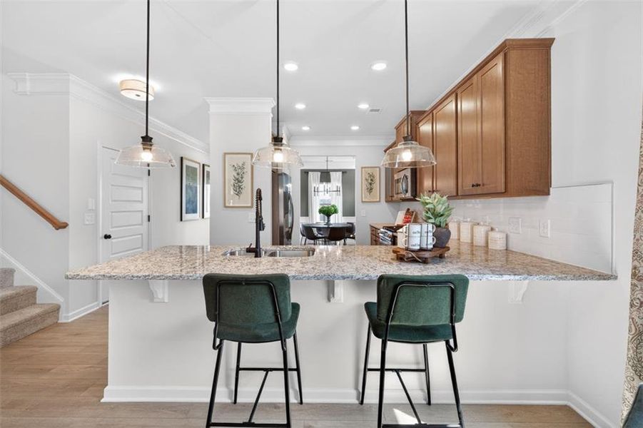Furnished interior view inside a new home in Oakmont, Dallas (Image 8).