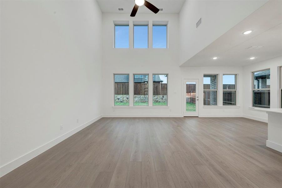 Spacious, unfurnished interior of a new home in Vintage Village, Argyle (Image 25).
