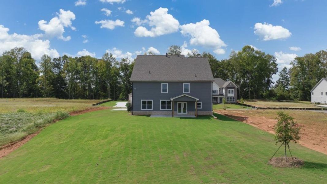 Exterior details and patio area of a home in Thalley Creek Estates, Cumming (Image 3).