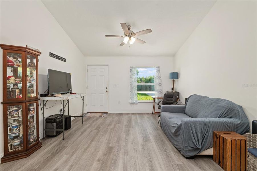 Furnished interior view inside a new home in , Belleview (Image 6).