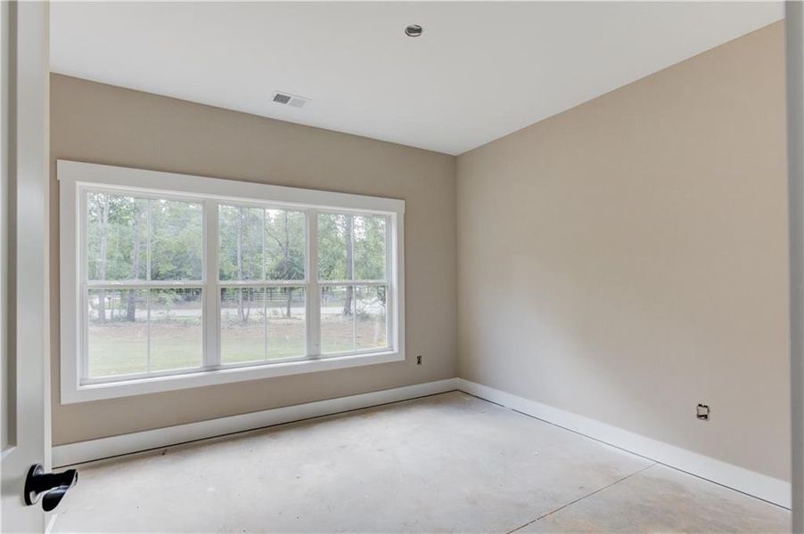 Spacious, unfurnished interior of a new home in , Jefferson (Image 16).