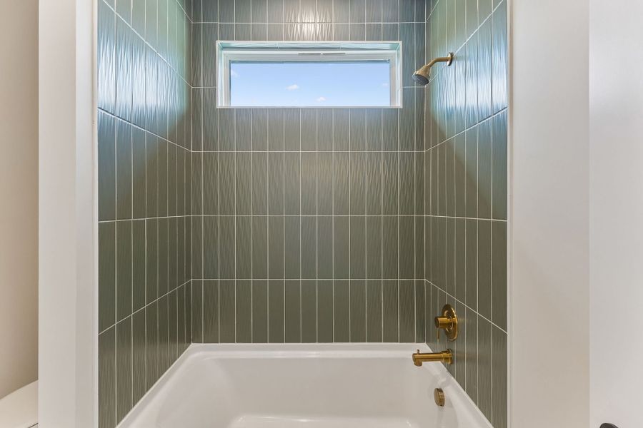 Representative interior finishes for a home built from the Harrington by John Wieland in Willow Ridge, Nolensville (Image 23).