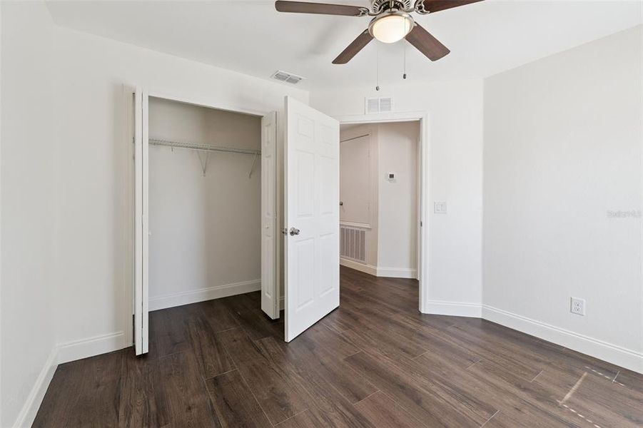 Spacious, unfurnished interior of a new home in , Lakeland (Image 30).