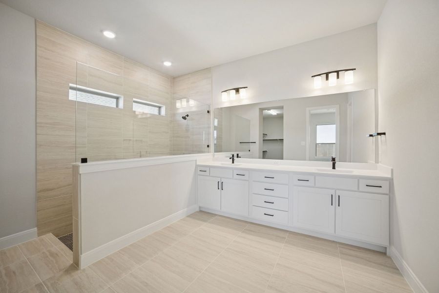 Representative furnished interior of a home built from the The Ellwood by David Weekley Homes in Myrtle Creek, Waxahachie (Image 5).