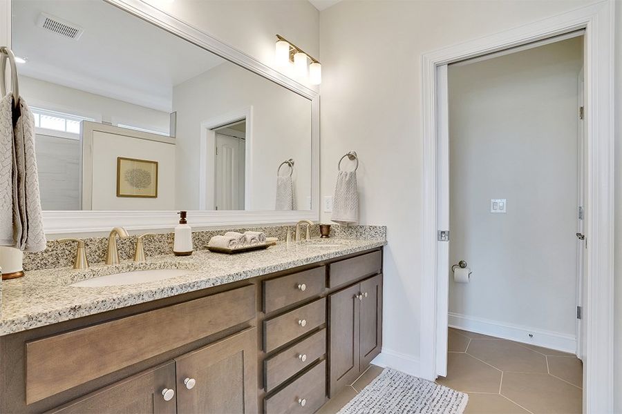 Amelia Bay, Master Bath