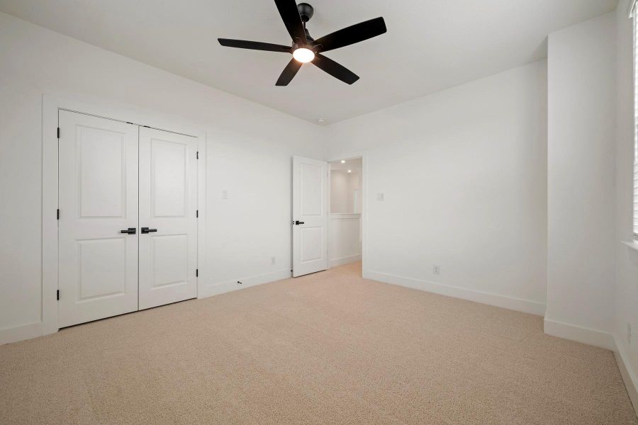 Spacious, unfurnished interior of a new home in Hallimore Ranch, Rosenberg (Image 25). Spacious, unfurnished interior of a new home in Hallimore Ranch, Rosenberg (Image 25).
