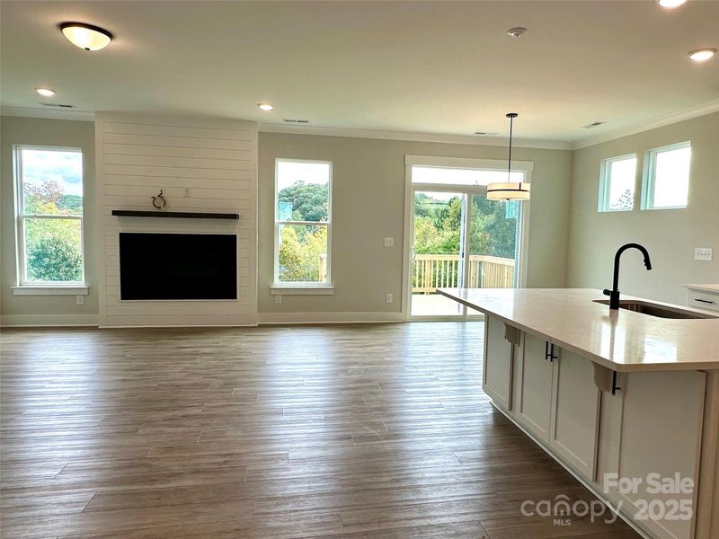 Image 28 of a home in Summerlin.