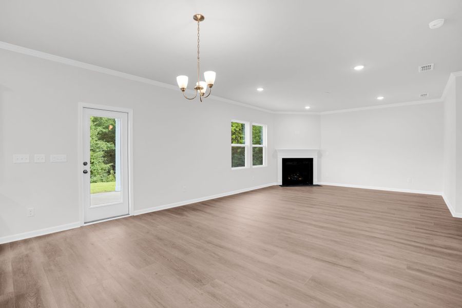 Spacious, unfurnished interior of a new home in Carriage Estates, Lexington (Image 30).