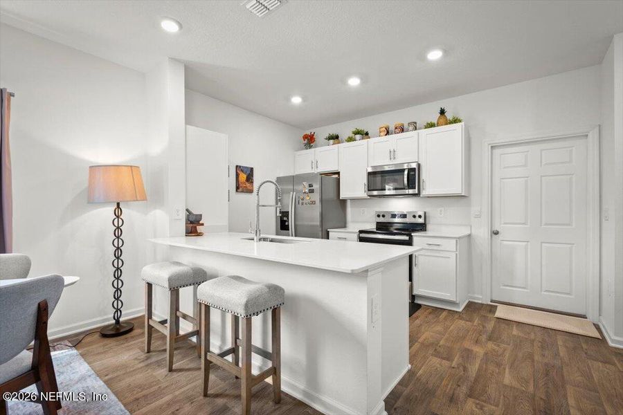 Furnished interior view inside a new home in , Middleburg (Image 26).