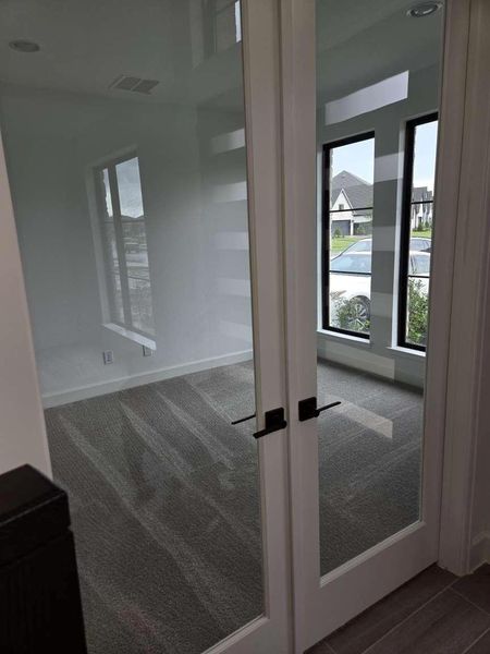 Spacious, unfurnished interior of a new home in , Richmond (Image 23).