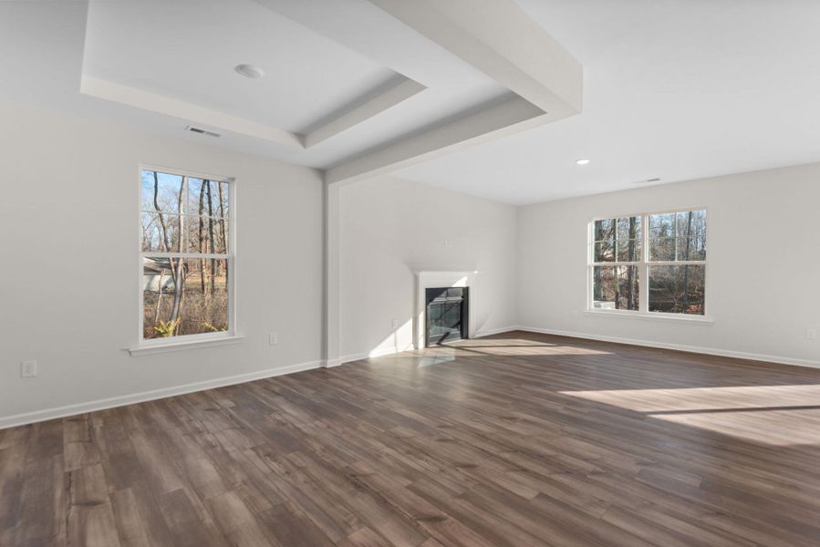 Spacious, unfurnished interior of a new home in Chandler Ridge, McLeansville (Image 18).