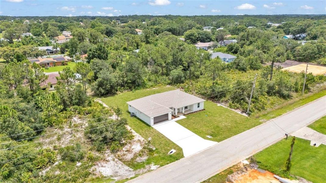 Front exterior of a new home in , Sebring, FL, highlighting curb appeal (Image 28).