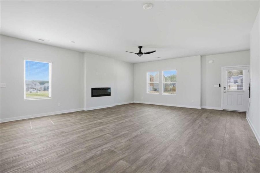 Spacious, unfurnished interior of a new home in Fern Dale, Fairburn (Image 5).