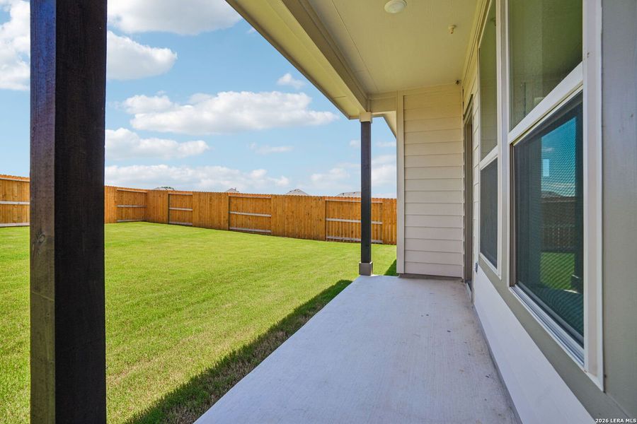 Exterior details and patio area of a home in Meyer Ranch - Enclave, New Braunfels (Image 20).