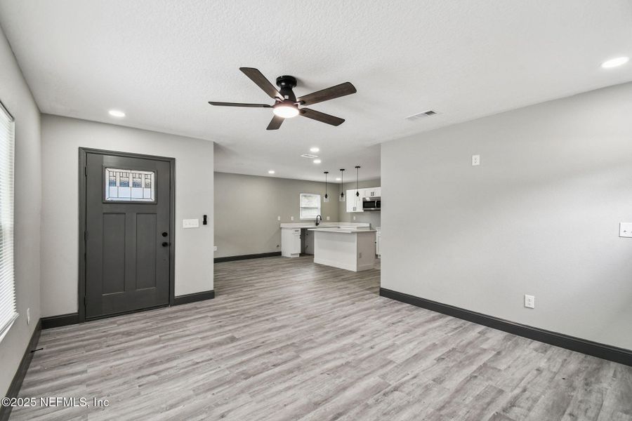 Spacious, unfurnished interior of a new home in , Jacksonville (Image 22).