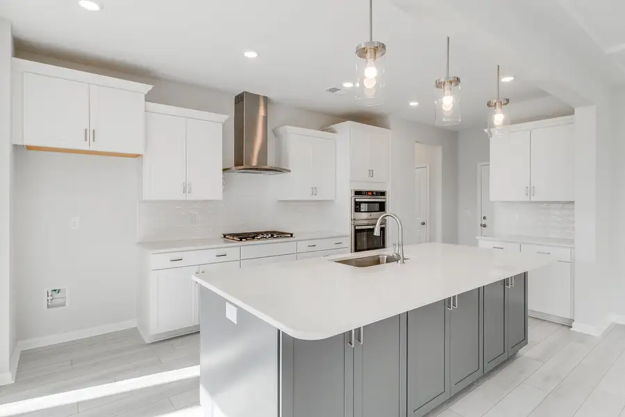 Furnished interior view inside a new home in Hendrix Farms, Lexington (Image 7).