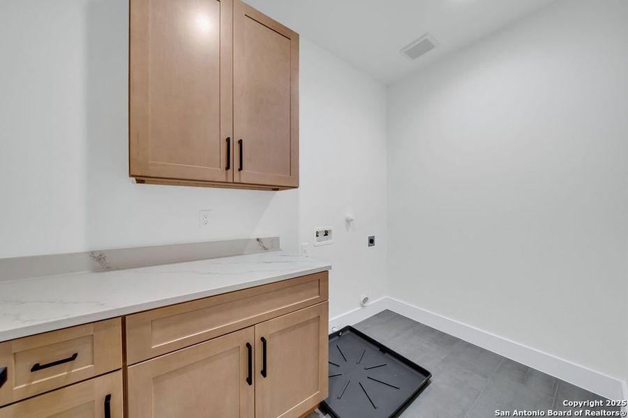 Furnished interior view inside a new home in , San Antonio (Image 17). Furnished interior view inside a new home in , San Antonio (Image 17).