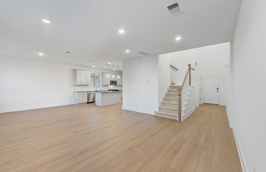 Spacious, unfurnished interior of a new home in Saddleback at Santa Rita Ranch, Liberty Hill (Image 20). Spacious, unfurnished interior of a new home in Saddleback at Santa Rita Ranch, Liberty Hill (Image 20).